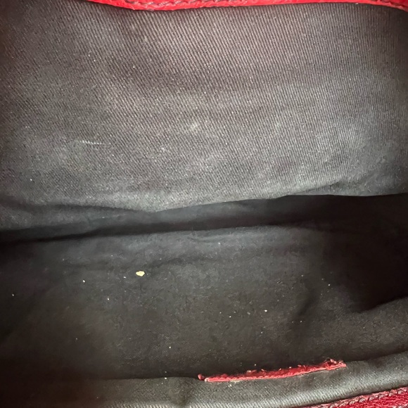 Valentino Garavani Patent Large Histoire Red - Picture 5 of 5